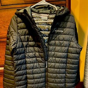 Kids XL (Boys 14-16) Like New Black Columbia Puffer Jaccket
